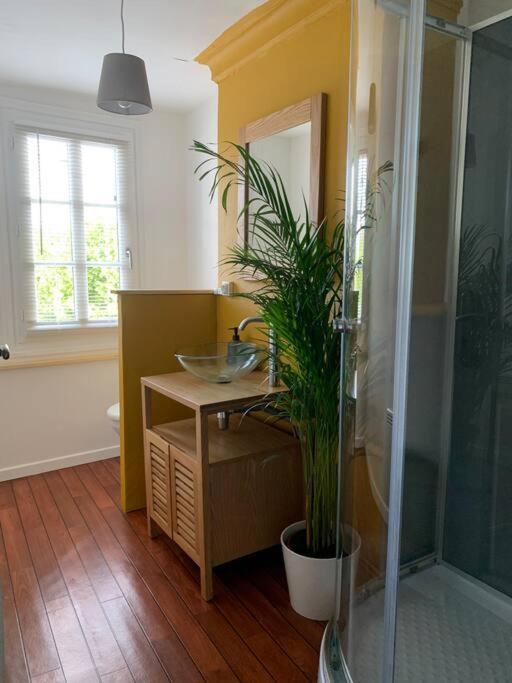 Gite La Petite Maison Guîtres Exterior foto